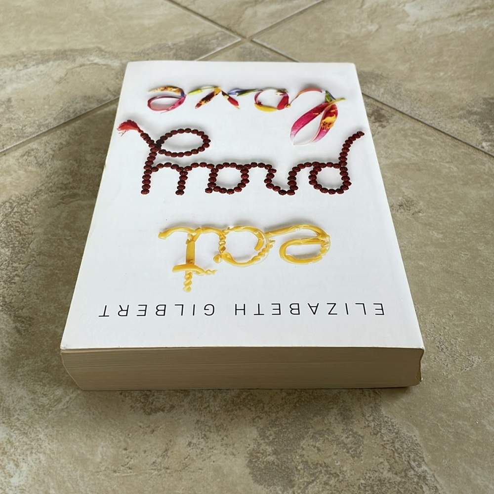 UEC Used excellent condition Paperback EAT PRAY LOVE - Picture 4 of 5